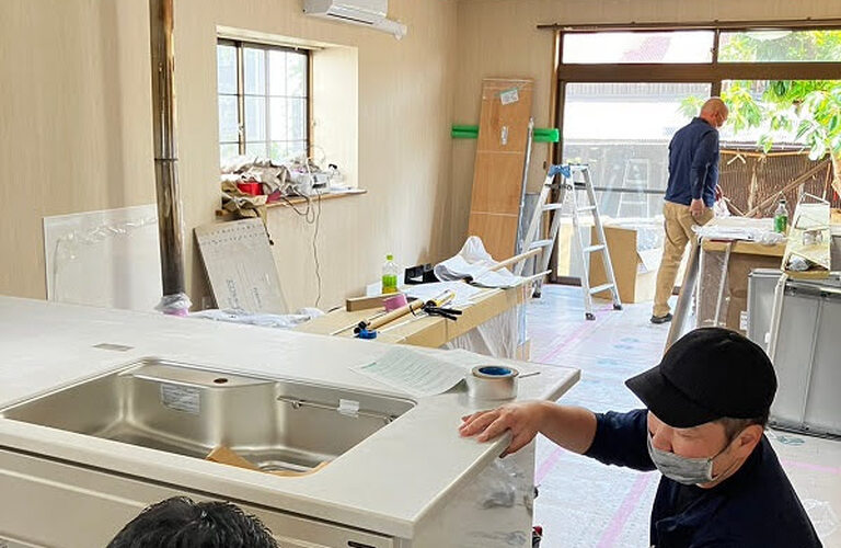 LINE_ALBUM_八藤丸様邸改修工事（キッチン、洗面、その他クロス）14日〜27日_230426