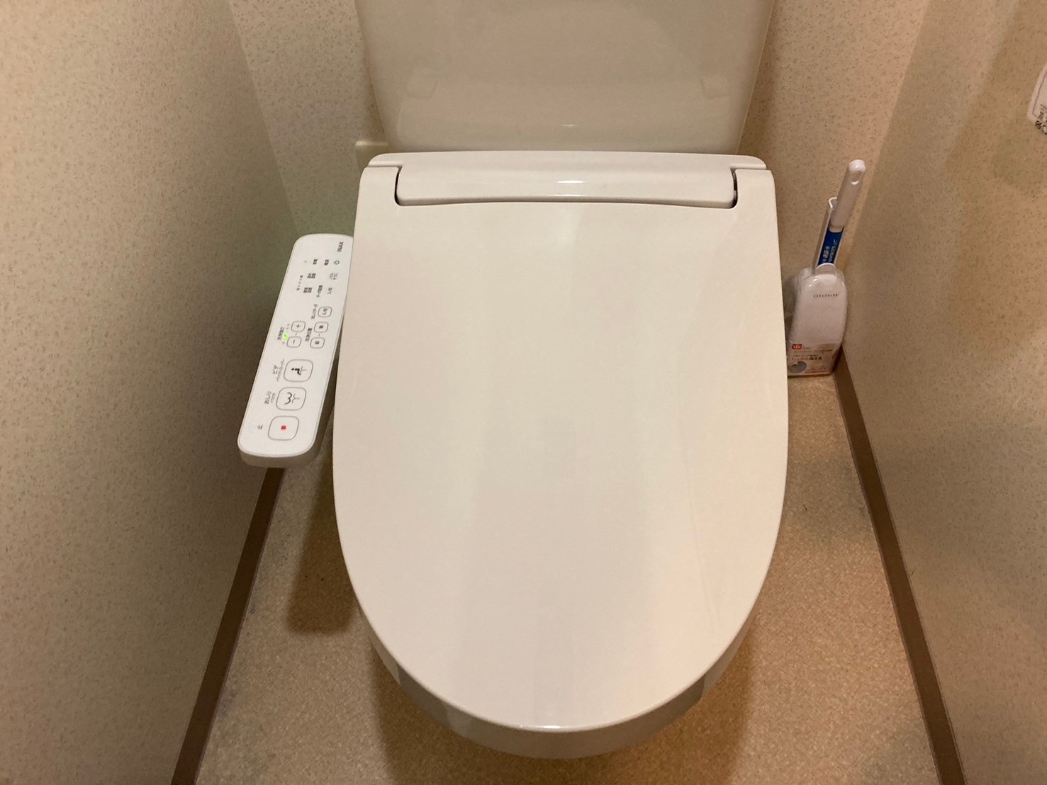 LINE_ALBUM_長様邸ウォシュレット交換工事（11月28日16時〜）_250108_3
